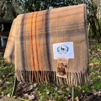 Plaid, Natural Dress, gemaakt van gerecycled wol